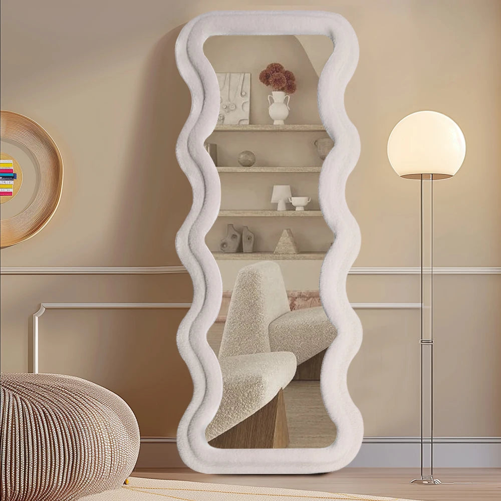 XELO | Organic Teddy Standing Mirror