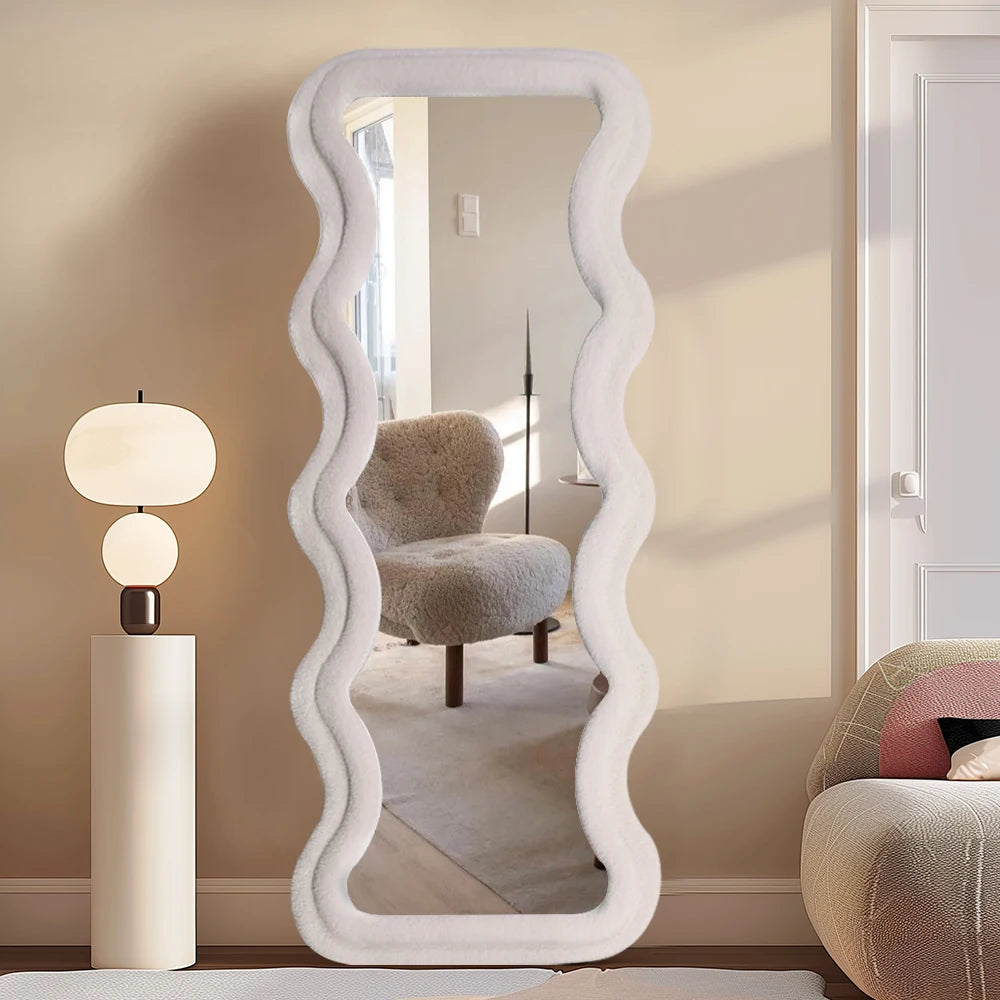 XELO | Organic Teddy Standing Mirror